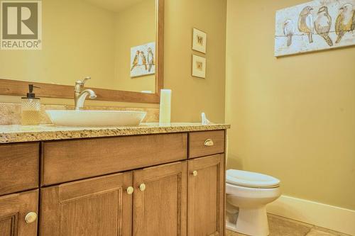 14419 Downton Avenue Unit# 207, Summerland, BC - Indoor Photo Showing Bathroom