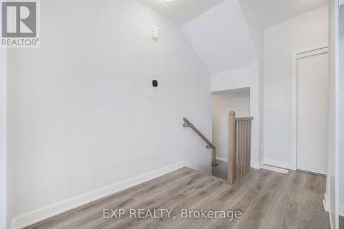 722 Mishi, Ottawa, ON - Indoor Photo Showing Other Room