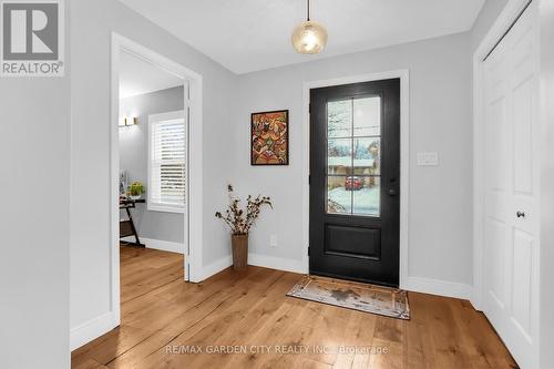 2722 Red Maple Avenue E, Lincoln (980 - Lincoln-Jordan/Vineland), ON - Indoor Photo Showing Other Room