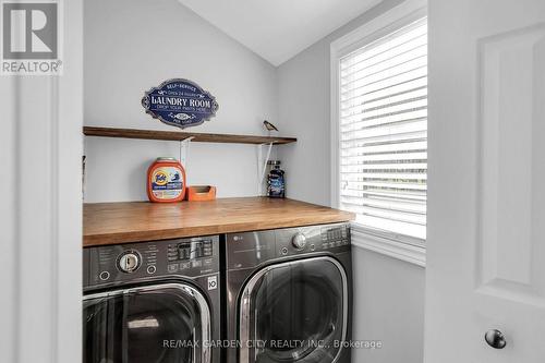 2722 Red Maple Avenue E, Lincoln (980 - Lincoln-Jordan/Vineland), ON - Indoor Photo Showing Laundry Room