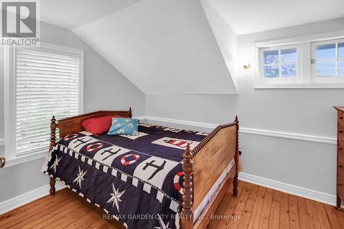 2722 Red Maple Avenue E, Lincoln (980 - Lincoln-Jordan/Vineland), ON - Indoor Photo Showing Bedroom