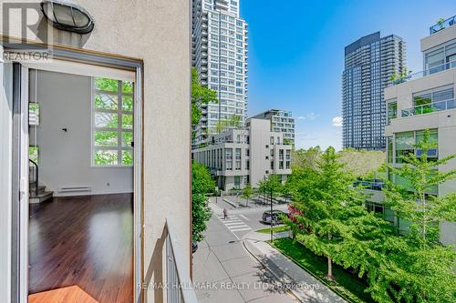 302 - 21 Earl Street, Toronto, ON - Outdoor