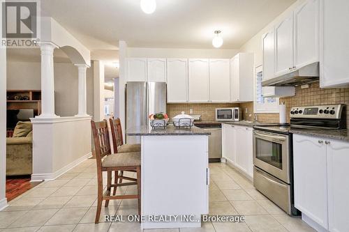 41 Timbercreek Court, Toronto, ON - Indoor Photo Showing Kitchen