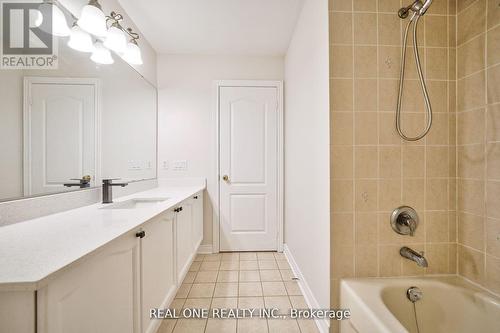 41 Timbercreek Court, Toronto, ON - Indoor Photo Showing Bathroom