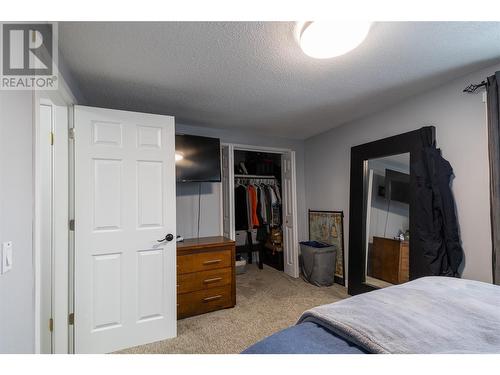 2568 Sandpiper Drive Unit# 28, Kamloops, BC - Indoor Photo Showing Bedroom