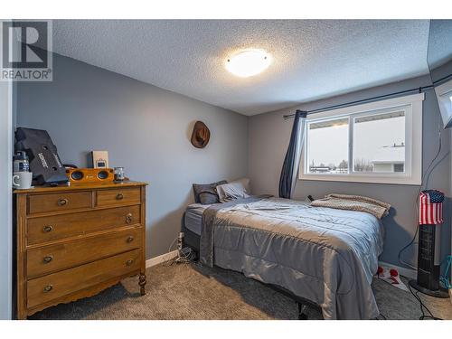 2568 Sandpiper Drive Unit# 28, Kamloops, BC - Indoor Photo Showing Bedroom