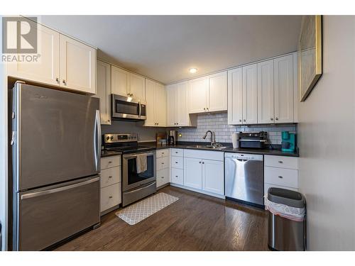 2568 Sandpiper Drive Unit# 28, Kamloops, BC - Indoor Photo Showing Kitchen