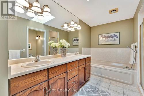 56 Honeysuckle Drive, Guelph (Village By The Arboretum), ON - Indoor Photo Showing Bathroom