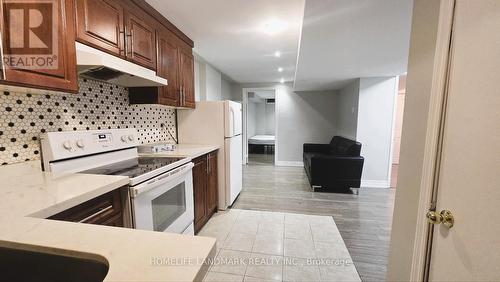 26 Cormel Street, Vaughan, ON - Indoor Photo Showing Kitchen