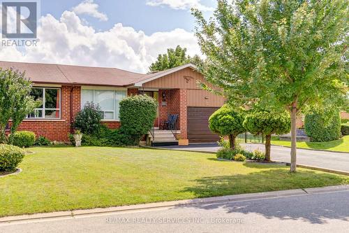 42 Mallard Crescent, Brampton, ON - Outdoor