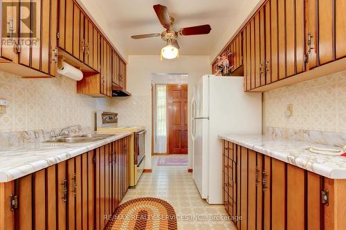 42 Mallard Crescent, Brampton, ON - Indoor Photo Showing Kitchen With Double Sink