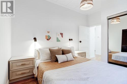 Main - 449 Annette Street, Toronto, ON - Indoor Photo Showing Bedroom