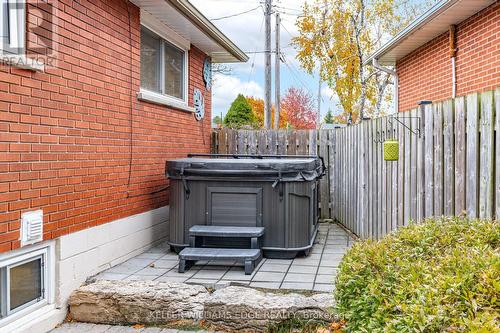 2182 Clarendon Park Drive, Burlington, ON - Outdoor With Deck Patio Veranda With Exterior