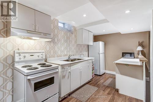 6 Collingwood Avenue, Brampton, ON - Indoor Photo Showing Kitchen With Double Sink