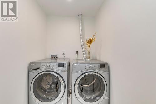 2183 Pheasant Lane, Oakville, ON - Indoor Photo Showing Laundry Room