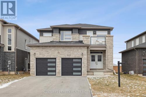 7884 Seabiscuite Drive, Niagara Falls, ON - Outdoor With Facade