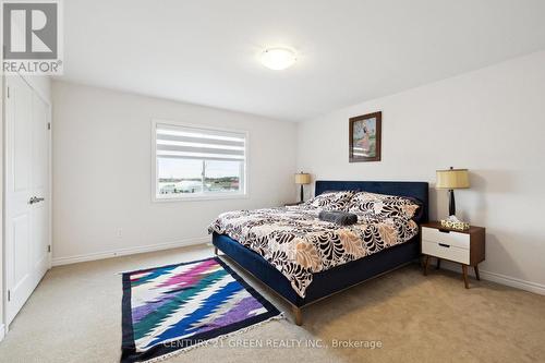 7884 Seabiscuite Drive, Niagara Falls, ON - Indoor Photo Showing Bedroom