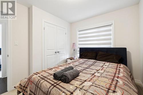 7884 Seabiscuite Drive, Niagara Falls, ON - Indoor Photo Showing Bedroom