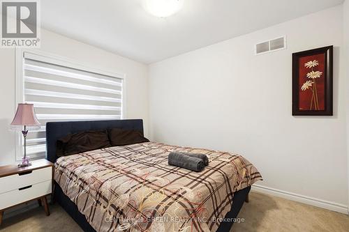 7884 Seabiscuite Drive, Niagara Falls, ON - Indoor Photo Showing Bedroom