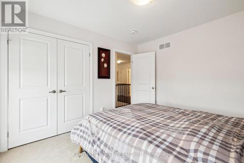 7884 Seabiscuite Drive, Niagara Falls, ON - Indoor Photo Showing Bedroom