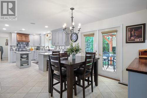 942 Stikine Court, Kelowna, BC - Indoor Photo Showing Dining Room