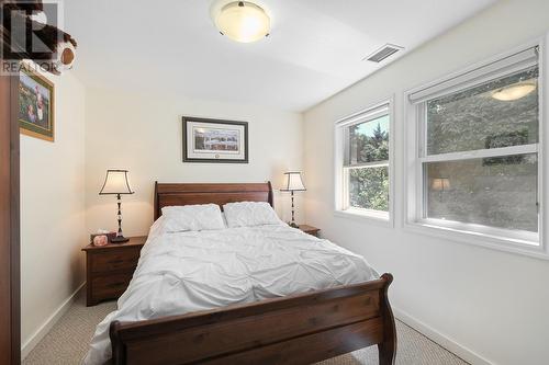 942 Stikine Court, Kelowna, BC - Indoor Photo Showing Bedroom