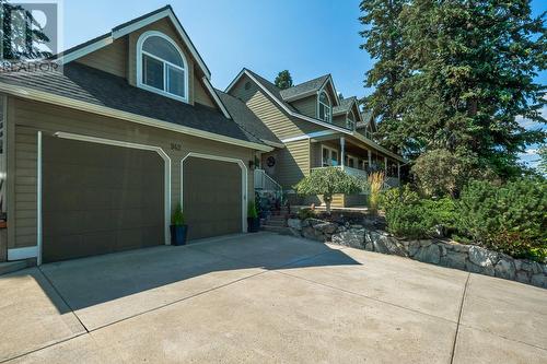 942 Stikine Court, Kelowna, BC - Outdoor