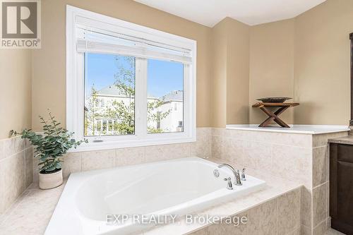 2174 Sunset Cove Circle, Ottawa, ON - Indoor Photo Showing Bathroom