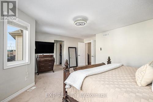 2174 Sunset Cove Circle, Ottawa, ON - Indoor Photo Showing Bedroom