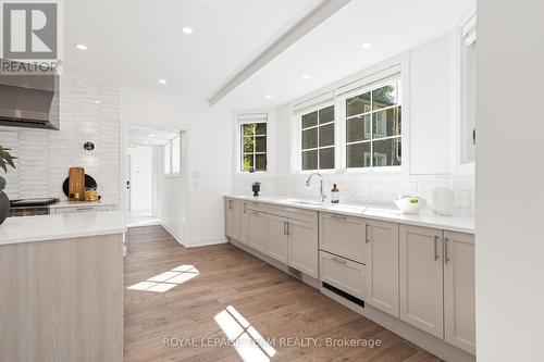 320 Hillcrest Road, Ottawa, ON - Indoor Photo Showing Bathroom