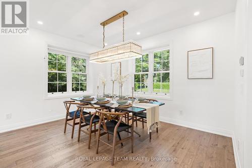 320 Hillcrest Road, Ottawa, ON - Indoor Photo Showing Dining Room