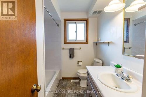 6307 Kirkland Drive, Niagara Falls (218 - West Wood), ON - Indoor Photo Showing Bathroom