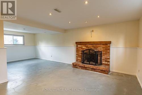 6307 Kirkland Drive, Niagara Falls (218 - West Wood), ON - Indoor With Fireplace