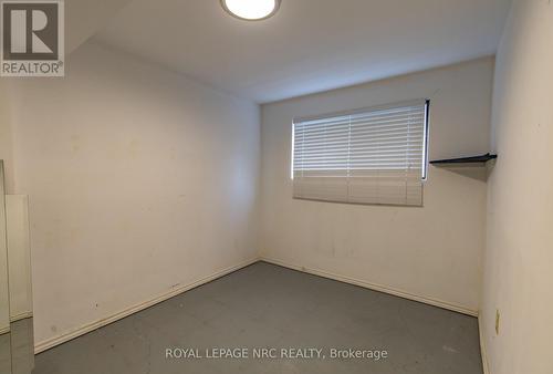 6307 Kirkland Drive, Niagara Falls (218 - West Wood), ON - Indoor Photo Showing Other Room