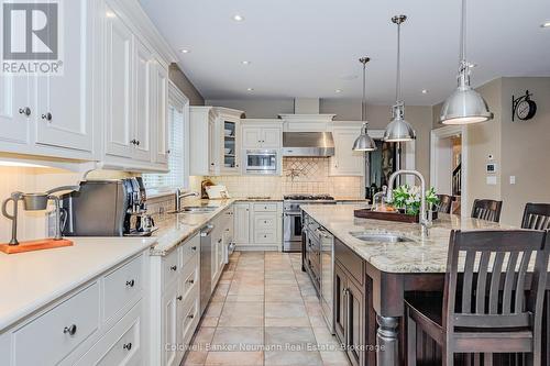 66 Grange Street, Guelph (Central East), ON - Indoor Photo Showing Kitchen With Upgraded Kitchen