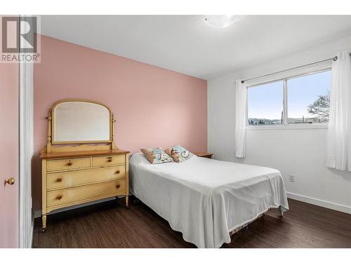 1505 Westlynn Drive, Kamloops, BC - Indoor Photo Showing Bedroom