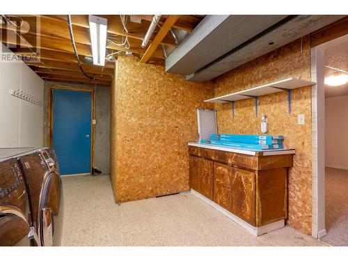 1505 Westlynn Drive, Kamloops, BC - Indoor Photo Showing Laundry Room