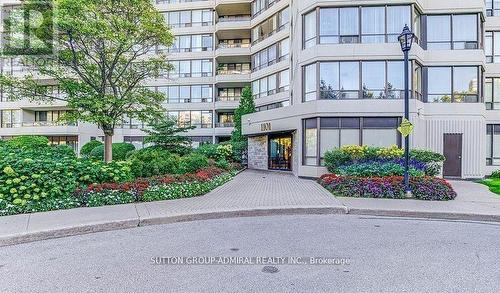 909 - 1121 Steeles Avenue W, Toronto, ON - Outdoor With Facade