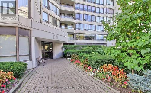 909 - 1121 Steeles Avenue W, Toronto, ON - Outdoor