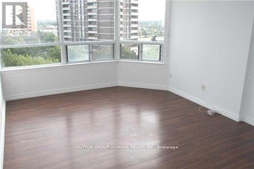 909 - 1121 Steeles Avenue W, Toronto, ON - Indoor Photo Showing Other Room