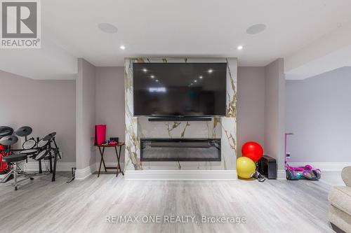 350 Via Romano Boulevard, Vaughan, ON - Indoor