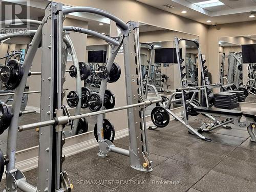 1716 - 9255 Jane Street, Vaughan, ON - Indoor Photo Showing Gym Room