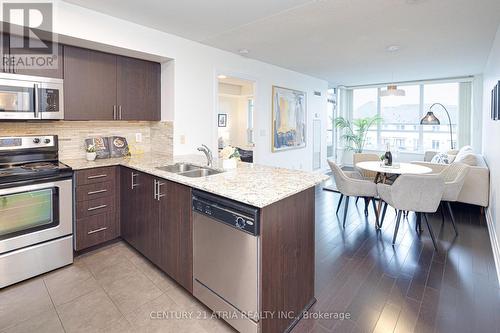 318 - 20 North Park Road, Vaughan, ON - Indoor Photo Showing Kitchen With Stainless Steel Kitchen With Double Sink