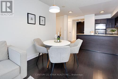 318 - 20 North Park Road, Vaughan, ON - Indoor Photo Showing Dining Room