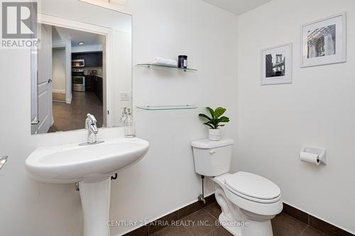 318 - 20 North Park Road, Vaughan, ON - Indoor Photo Showing Bathroom