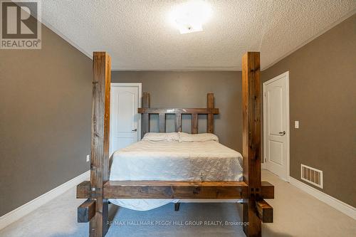 35 Royal Park Boulevard, Barrie, ON - Indoor Photo Showing Bedroom