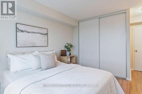 805 - 5080 Pinedale Avenue, Burlington, ON - Indoor Photo Showing Bedroom