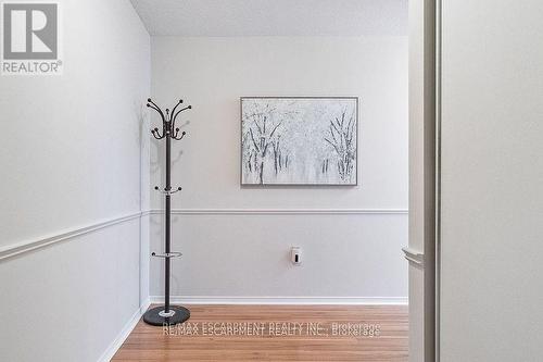 805 - 5080 Pinedale Avenue, Burlington, ON - Indoor Photo Showing Other Room