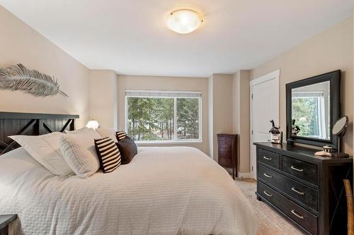 48-2490 Tuscany Drive, West Kelowna, BC - Indoor Photo Showing Bedroom