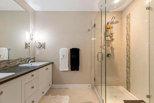 48-2490 Tuscany Drive, West Kelowna, BC - Indoor Photo Showing Bathroom